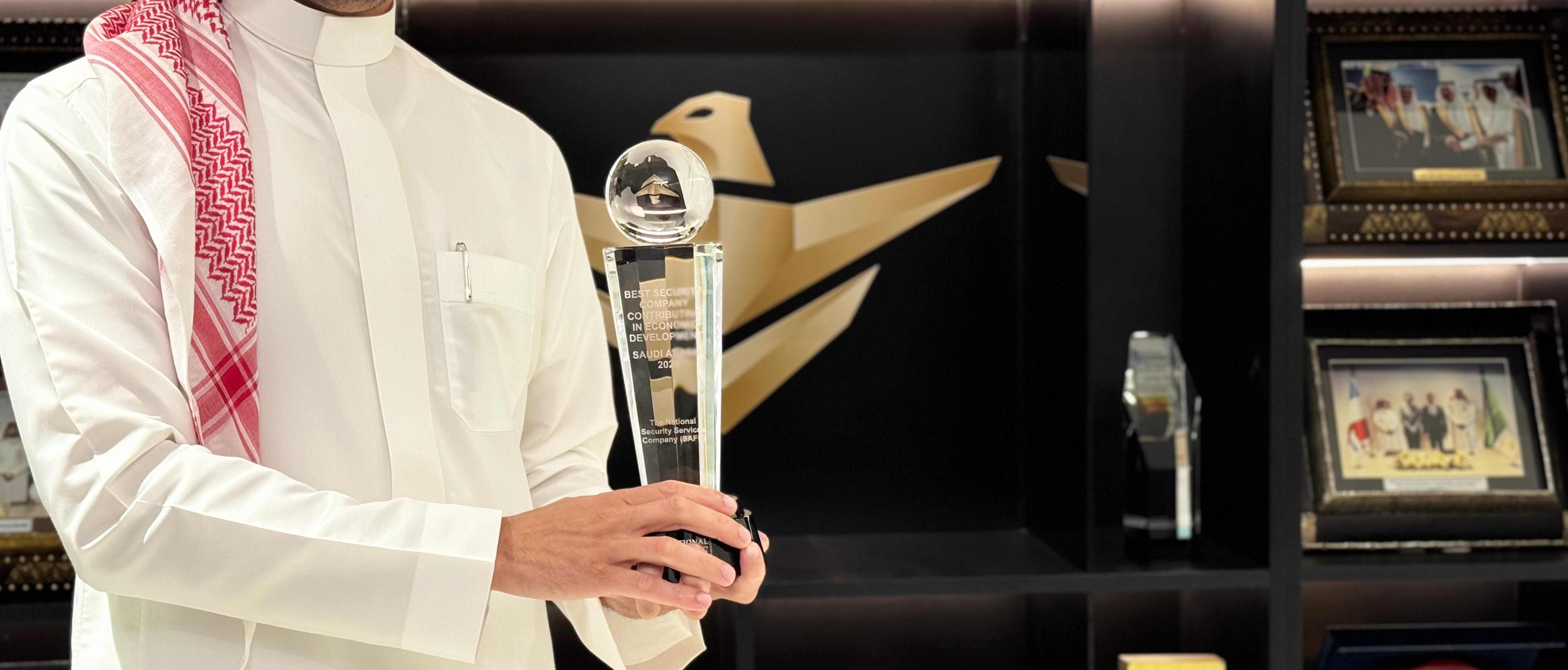 الجوائز والشهادات